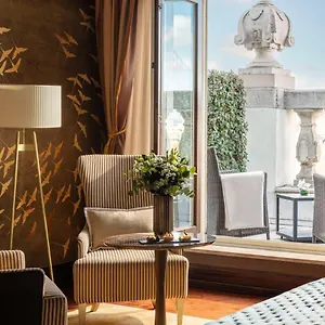 ***** Hotell Anantara New York Palace - A Leading Of The World Ungern