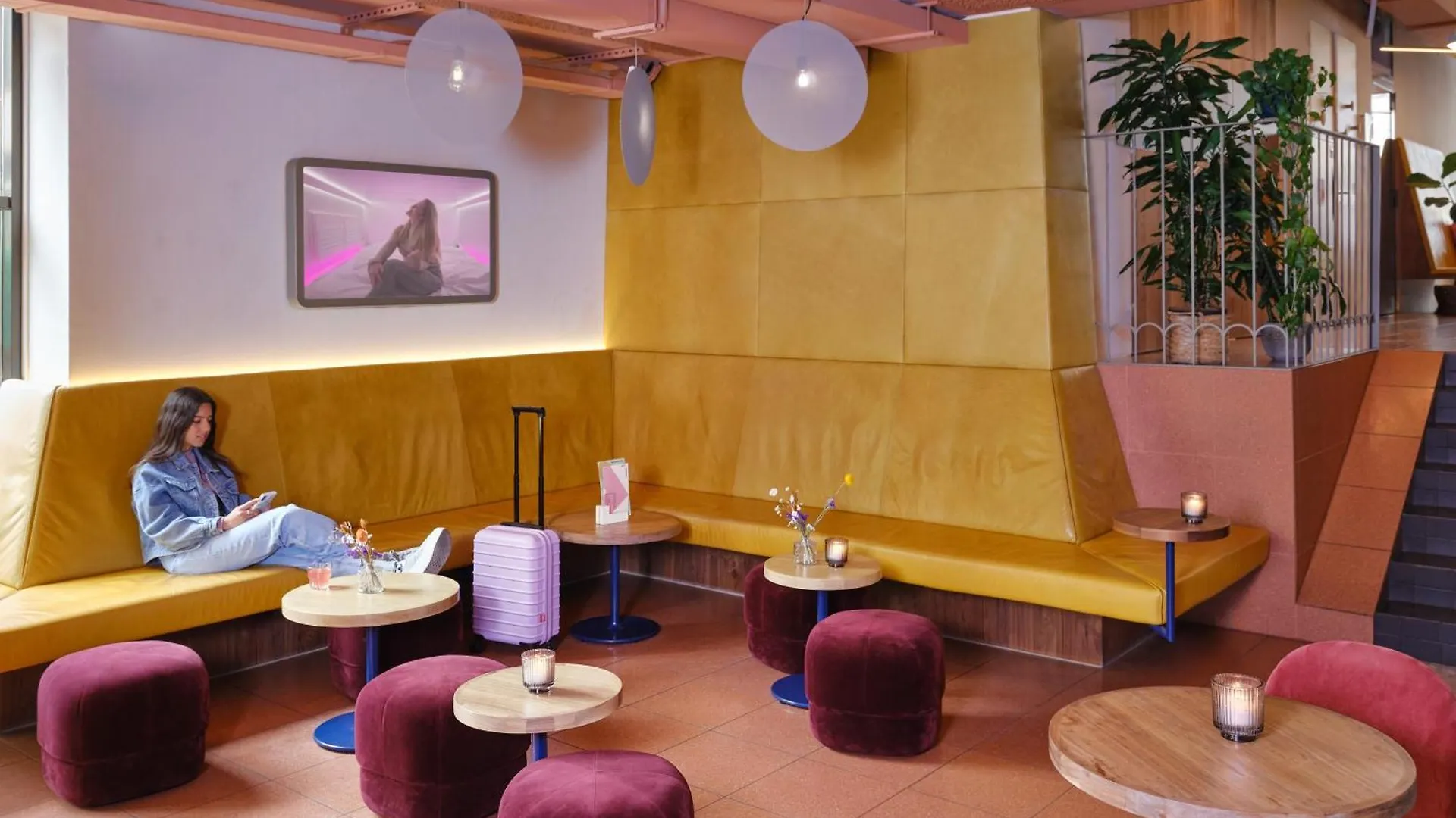 Cityhub Rotterdam 2*,  Netherlands